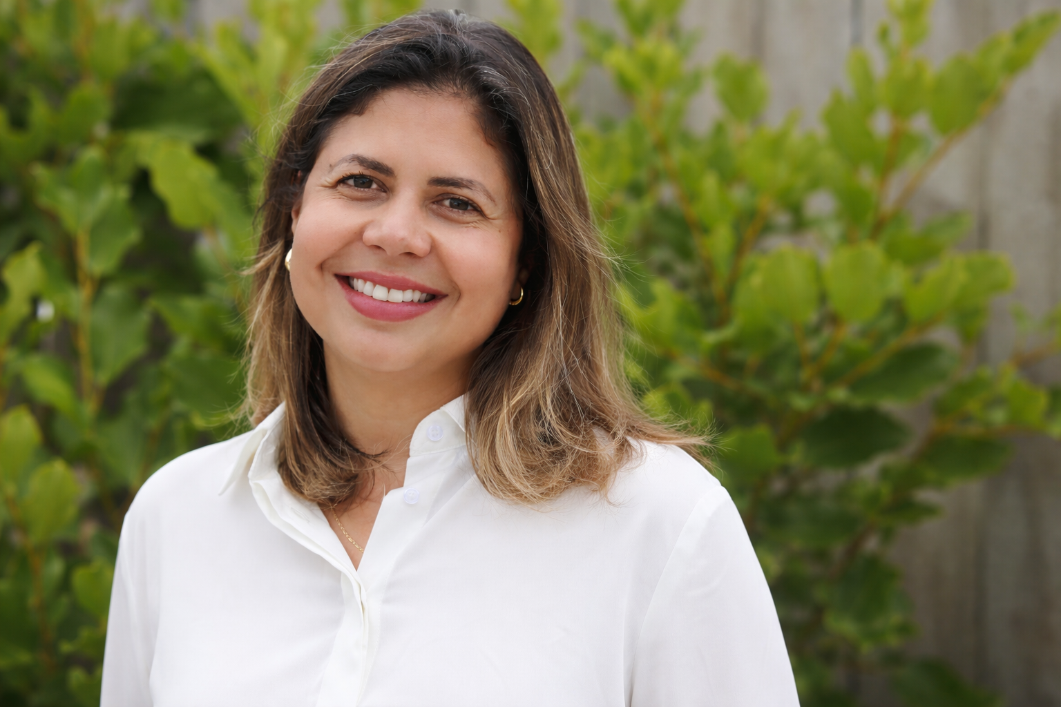 Mariana Alencar, Senior Marketing Consultant